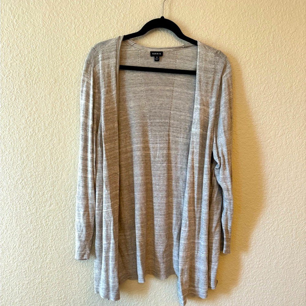 Torrid plus size cream cardigan size 3x.